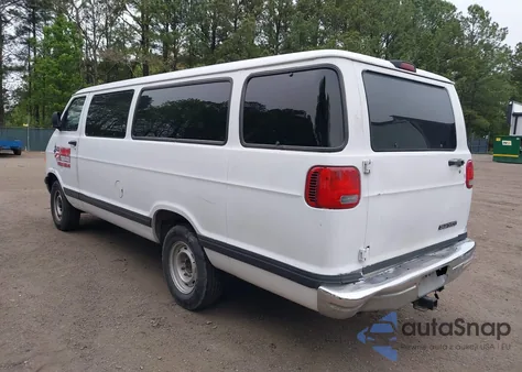 2002 Dodge Ram Wagon 3500 from USA, damaged, VIN 2B5WB35Z12K129839